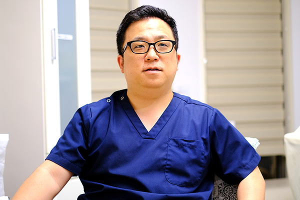 長谷川朋也院長 長谷川レディースクリニック淵野辺ソフィア6