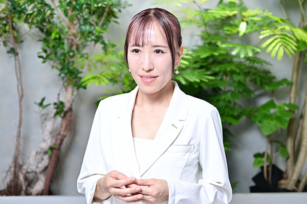 李由紀院長 歯科369CLINIC6