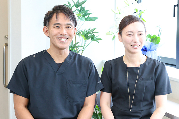筋師健院長、筋師優佳副院長 新横浜すじし鼠径ヘルニア・形成外科美容クリニック6