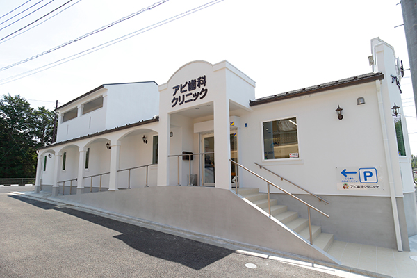 本厚木駅からバスで15分、地域の人々に愛されるクリニック Cs1