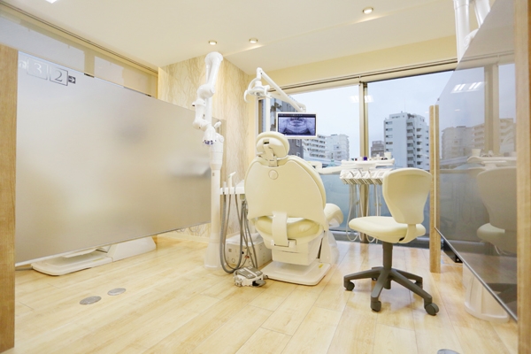 開放感あふれる半個室の診察室 173940 ma 1 1451265271