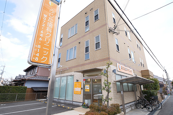 住宅街の便利な場所にあるクリニック 1