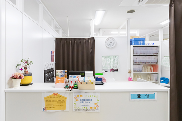 JR千葉駅より徒歩1分。アクセスの良い立地にあるクリニック 1