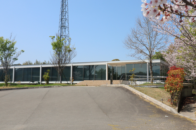 さくらクリニック 福岡市東区 美術館のようなたたずまいのさくらクリニック