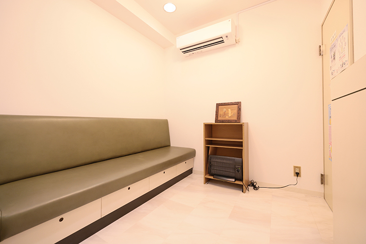 矢吹歯科医院 横浜市港北区 アットホームで落ち着いた雰囲気の待合室