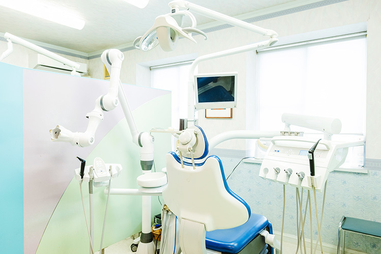 うつみ歯科 松山市 歯科治療が苦手な子どもや障がいのある人に治療訓練も行っている