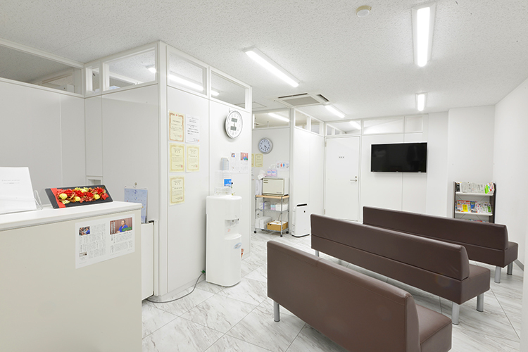 ひろしま下肢静脈瘤クリニック 広島市南区 広島駅からほど近い「ひろしま下肢静脈瘤クリニック」