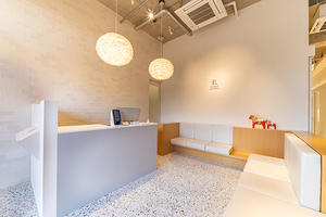 E.Dental&Ortho 日野市 広々と開放感のある院内
