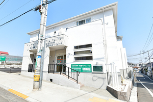 なるせ内科・胃腸のクリニック 町田市 成瀬駅から徒歩3分という利便性の高い場所に位置する