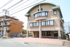 権丈産婦人科医院 糟屋郡志免町 広々とした待合室