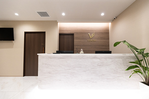 VERNO SKIN CLINIC 世田谷区 ホテルのような洗練された高級感のある院内