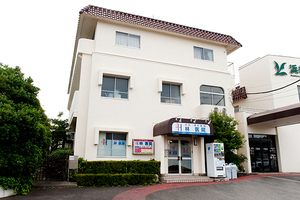 内科・消化器科 林医院 横浜市都筑区 中原街道沿いの「勝田」バス停、勝田折返所からすぐ