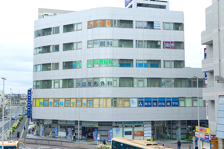 坂本内科胃腸科クリニック 横浜市緑区 中山駅から徒歩1分