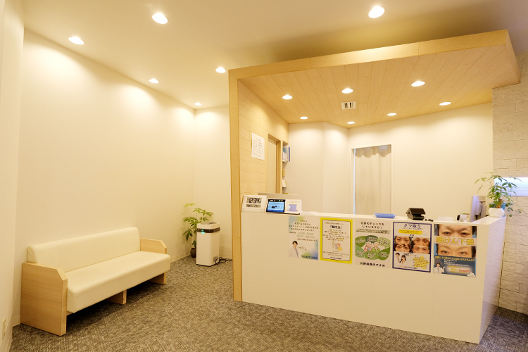 千川あおぞらクリニック眼科 豊島区 優しくスタッフが迎え入れる