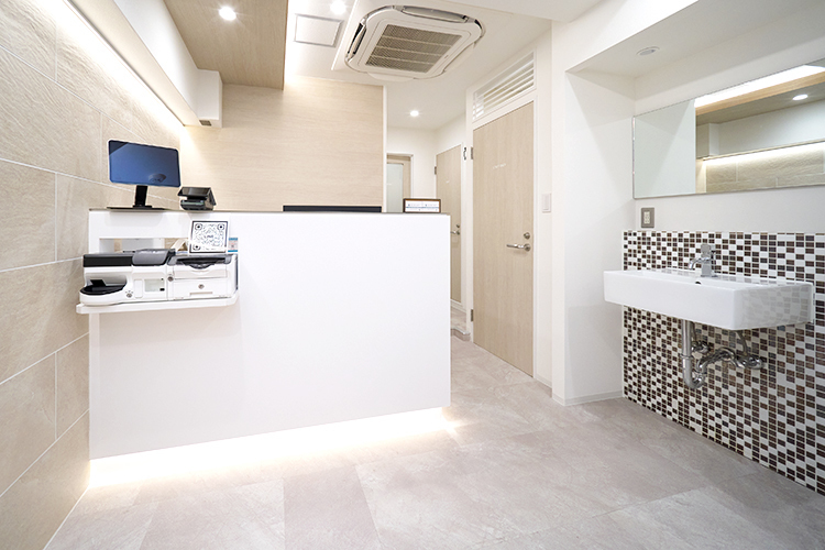 飯田橋IB歯科 千代田区 JR中央・総武線の飯田橋駅から徒歩約4分。駅近至便な立地