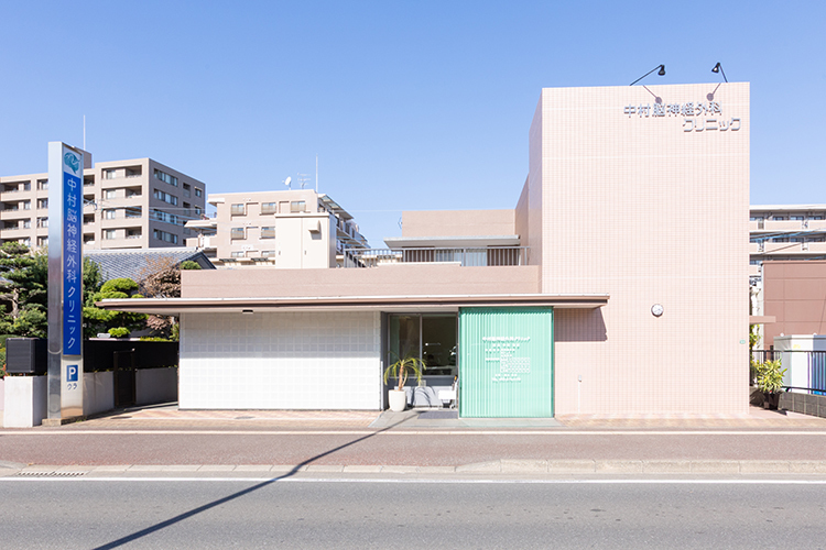 中村脳神経外科クリニック 福岡市城南区 島廻橋バス停から徒歩約3分、片江三丁目バス停から徒歩2分