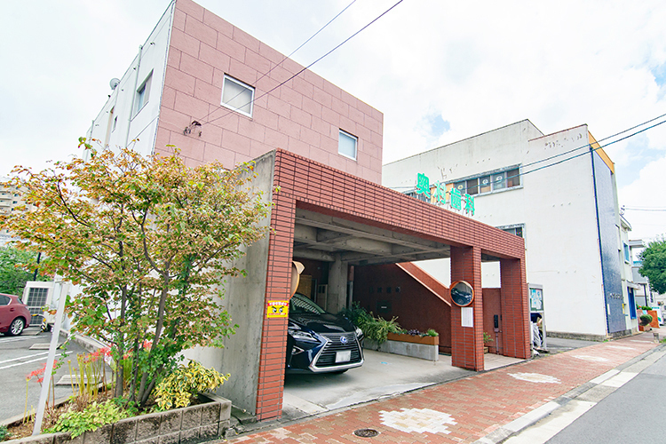 奥村歯科医院 名古屋市中村区 建物外観。本陣駅から徒歩2分。名古屋駅からもアクセス抜群