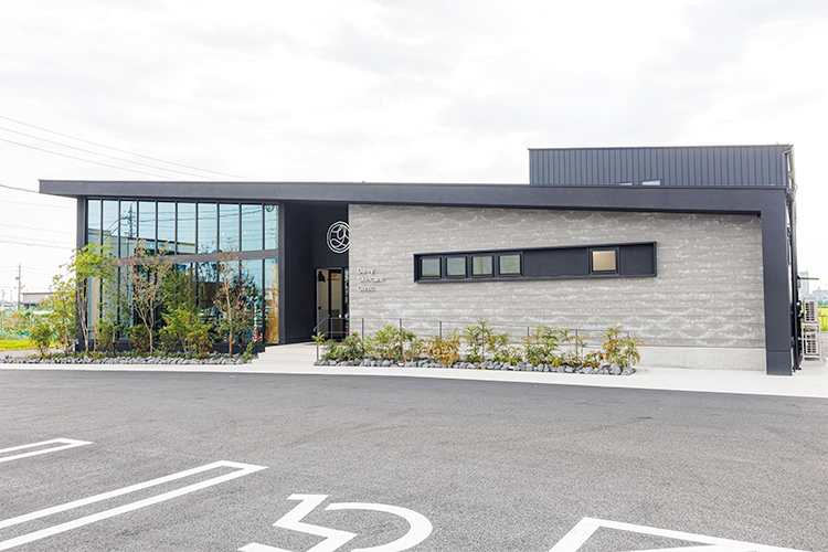 ひなぎく皮ふ科クリニック 北名古屋市 2024年9月10日に開院、駐車場は48台