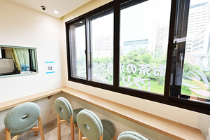 お茶の水橋交番横クリニック 千代田区