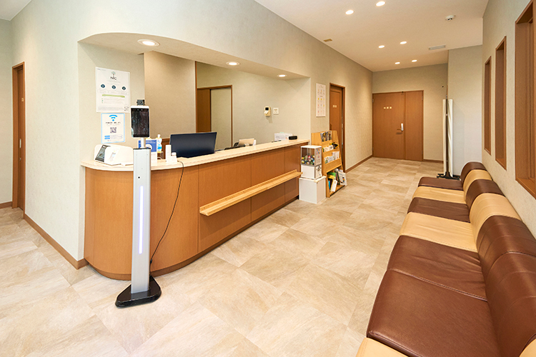 西麻布インターナショナルクリニック 港区 広尾駅から徒歩約7分、六本木駅から徒歩約10分の立地にある