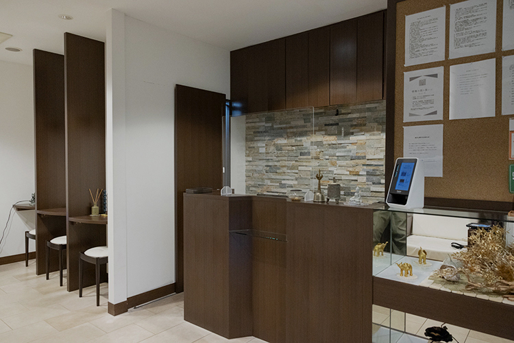 オーキッド代官山クリニック 渋谷区 リゾートホテルを思わせる洗練された空間