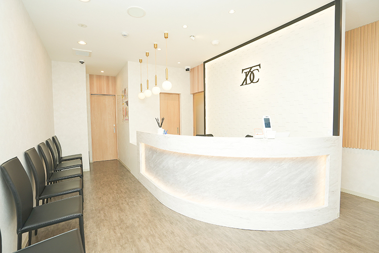 田中歯科クリニック 茨木市 ベビーカーや車いすでもそのまま入れるバリアフリー設計