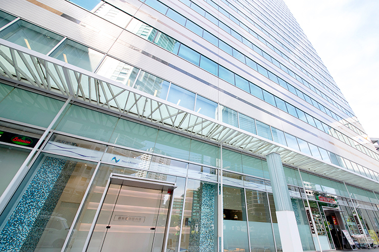 横浜脳神経内科 横浜市神奈川区 横浜駅の各路線からアクセスが可能