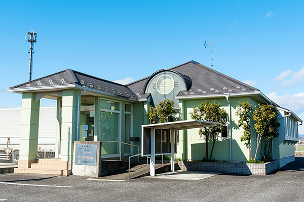 しらき歯科クリニック 安八郡安八町 広い駐車場も完備