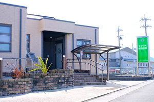 すずらん歯科医院 大垣市 2002年開業のすずらん歯科医院