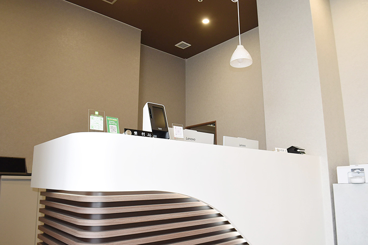 橿原脳神経外科クリニック 橿原市 イオンモール橿原ウエスト・ビレッジ、1階にあるクリニック