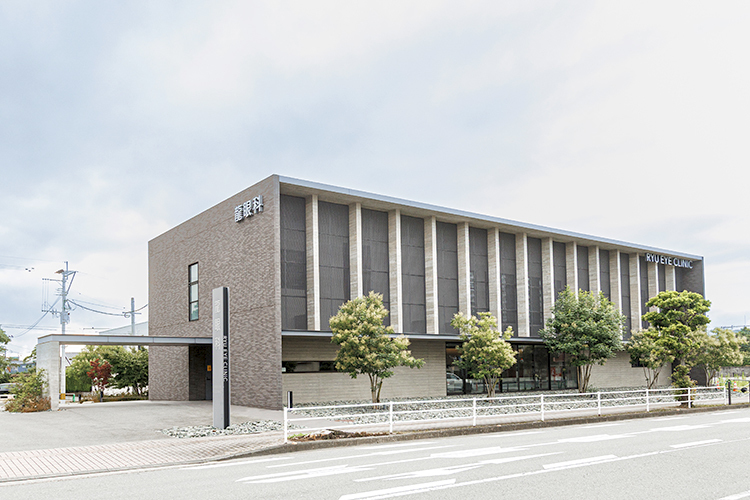 医療法人龍眼科 柳川市 西鉄柳川駅よりタクシーで8分。車やバスでも通いやすい
