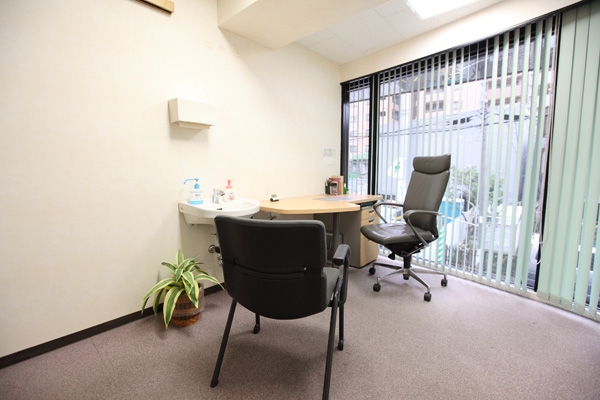 診療室は2階。ゆっくり時間を取ってくれる 25846 ma 2 1356681383