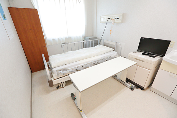 必要に応じて入院加療も行うことが可能 2