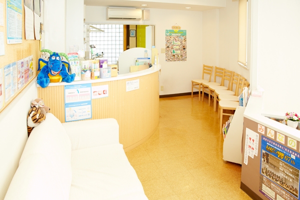 同院はビルの3階。2階にある歯科医院との連携も行っている 116327 ma 2 1442390095