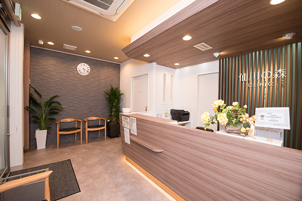受付では優しいスタッフが対応 20190415 2