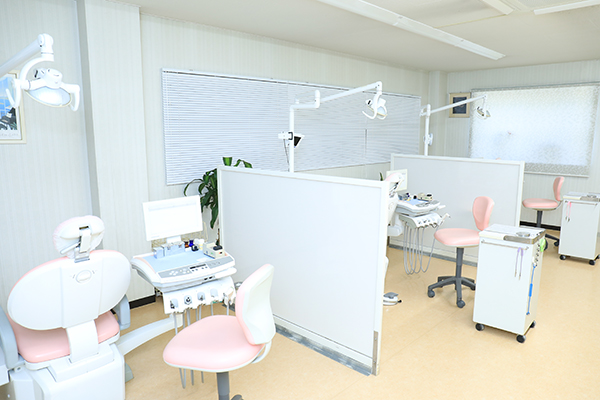 歯を一本でも多く残し、歯ごたえを楽しんでほしいと話す林院長 2