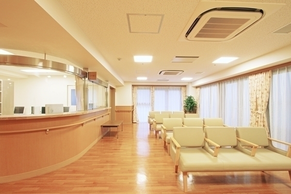 落ち着いた雰囲気の待合室 32101 ma 2 1402391862