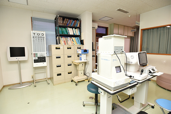 検査のための機器があり、スタッフが優しく案内してくれる 2