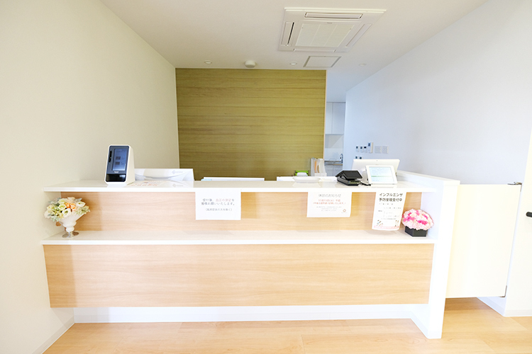 むこきたクリニック 伊丹市 地域のかかりつけ医として幅広い内容の相談に応じている