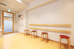 そらクリニック外苑前 港区 院内は、木の質感を生かしたナチュラルな雰囲気