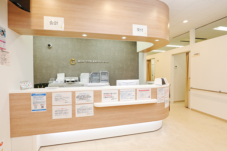 糖尿病・甲状腺　藤巻内科クリニック 市川市 スタッフ一同、患者が安心できるような問診や検査を心がけて行う
