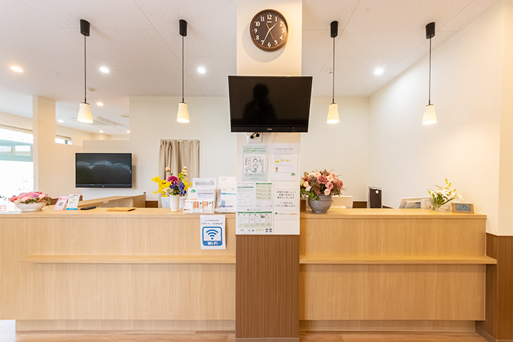 戸塚安行かみうら耳鼻咽喉科 川口市 木のぬくもりを感じられる院内