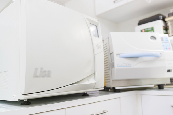 まさき歯科 名古屋市中村区 滅菌専属スタッフも在籍、安心できる「まさき歯科品質」を追求