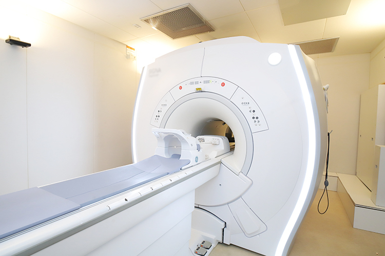 あづま脳神経外科リハビリクリニック 大阪市天王寺区 MRIやCTなど充実した設備も兼ね備える
