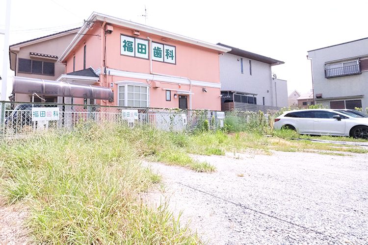 福田歯科 松原市 駐車場も5台完備