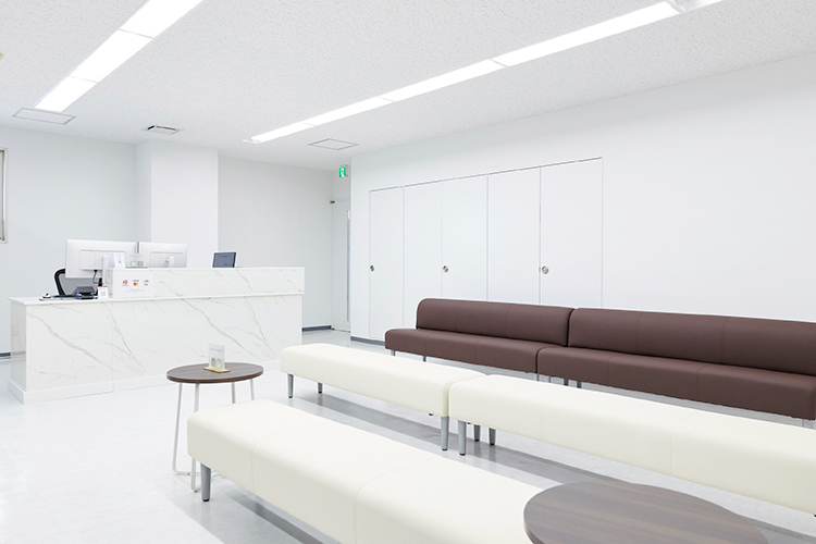 両国横綱クリニック 墨田区 ウェブ予約・自動精算機・キャッシュレス決済でスムーズな受診