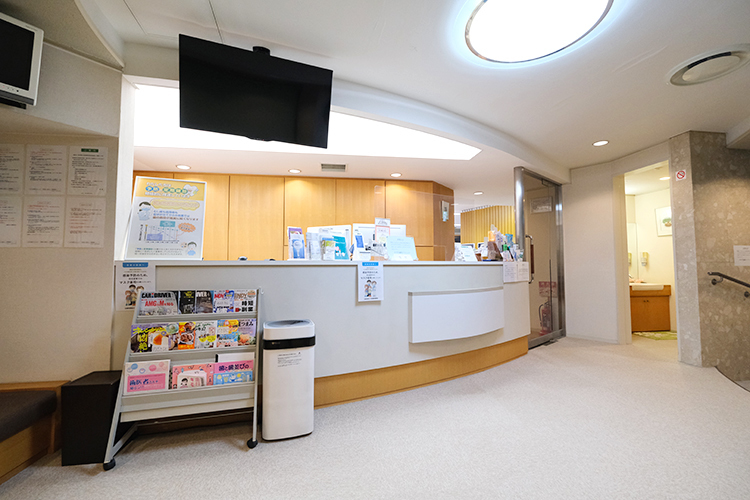 のざき歯科クリニック 名古屋市中川区 アットホームな雰囲気の待合室