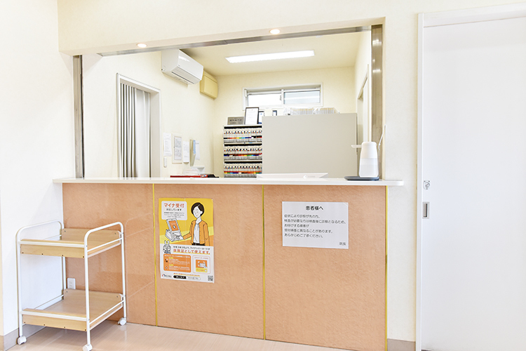 指扇駅前 はやし眼科クリニック さいたま市西区 平日夕方まで診療。仕事帰りや学校帰りにも立ち寄りやすい