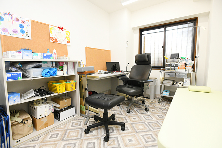 若葉クリニック 船橋市 市内の小学校や保育園での検診も担当