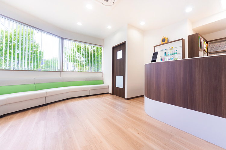 まめなか歯科 松江市 酒井翔悟先生の院長継承に伴い、建物もリニューアルした